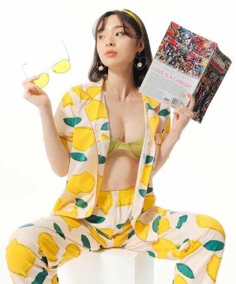 nayoungkim18 pornstar sexy picture