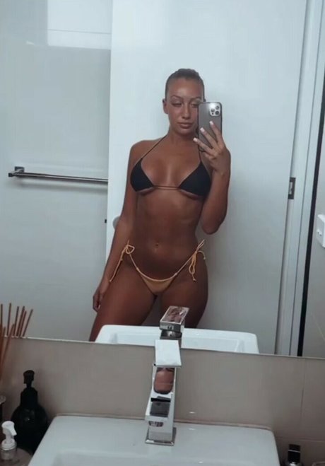 Sophia Cotter exclusive pornstar photos