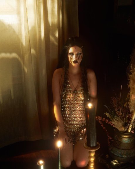 Emma Karla Peet pornstar naked img