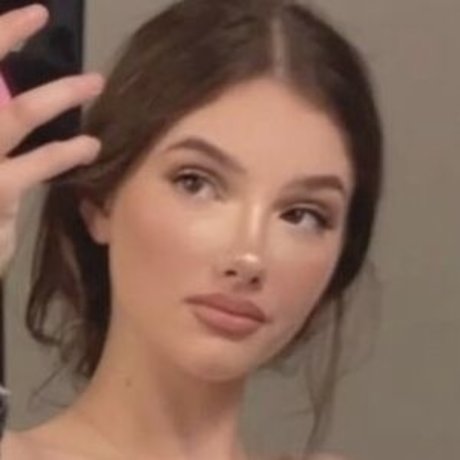 stunnaabbyy nude model pic