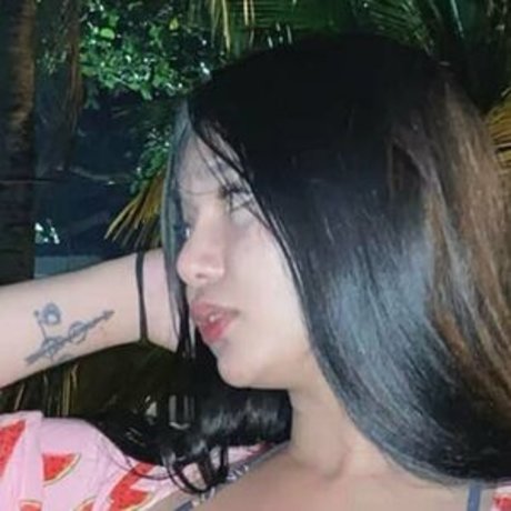 Mei Li model exclusive image