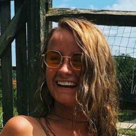 Moonalooona pretty actress images