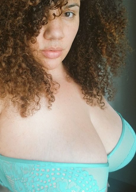 Beigewunder beautiful actress images