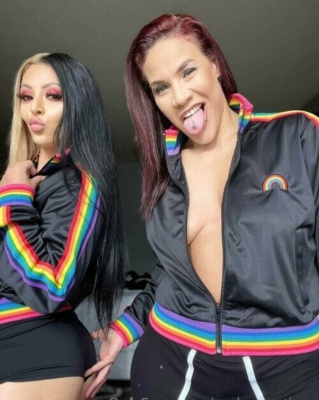 Vipress pornstar hot pictures