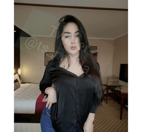 Nanda Jakarta pornstar hd picture