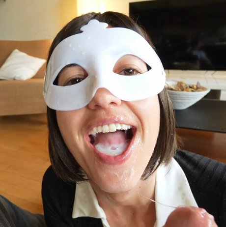 Bruce And Morgan perfect actress photos