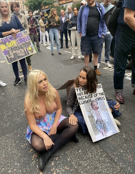 Laura Amherst model perfect photo