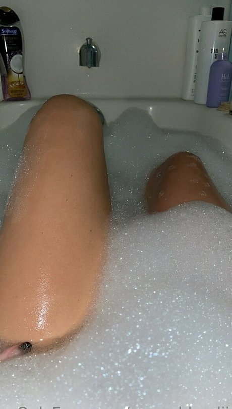 Queenblondii model beautiful picture