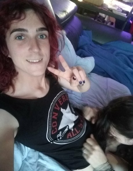 LunaRouge hot star pic