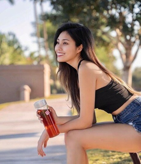 Tangtangjulia model erotic pictures