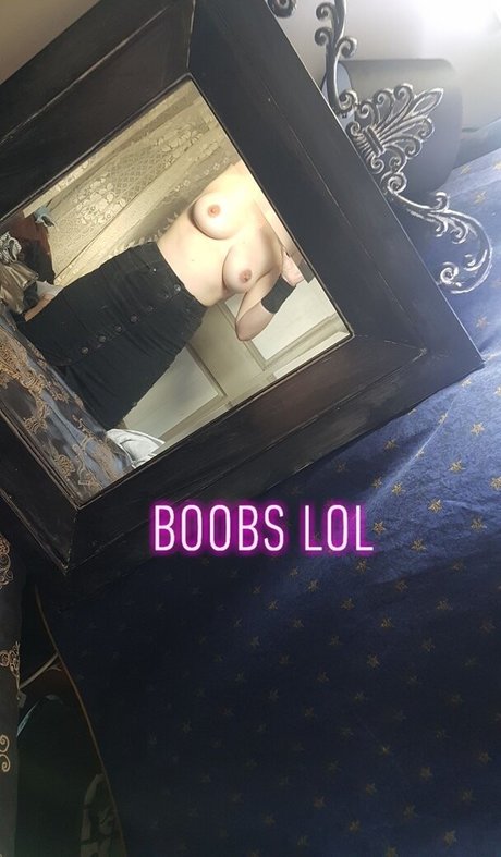 Pixie Holly star pornographic photo