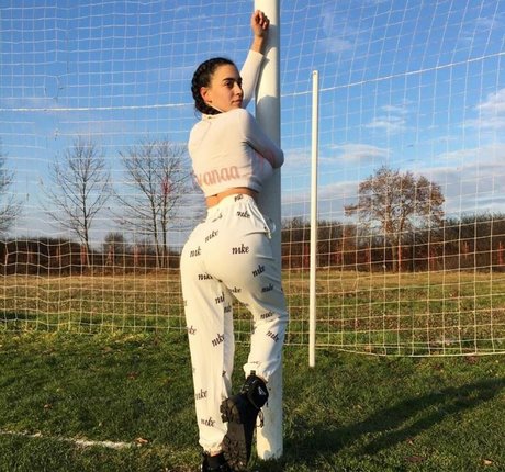 Ivana S_ art pornstar gallery