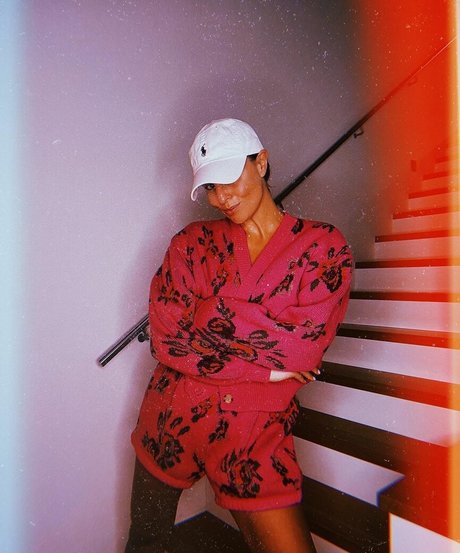 babe brunette onlyfans art porn archive