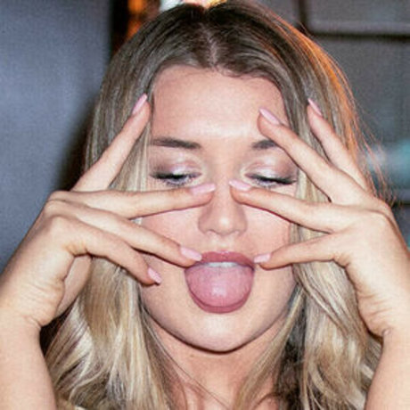 xoteegan top actress picture