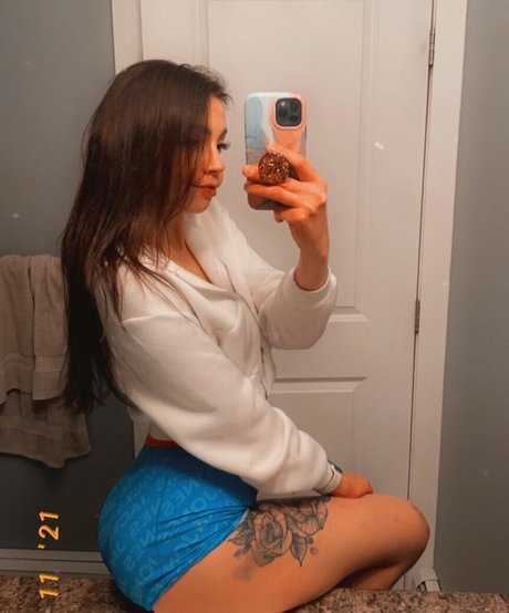 lilravebby pornstar naked gallery