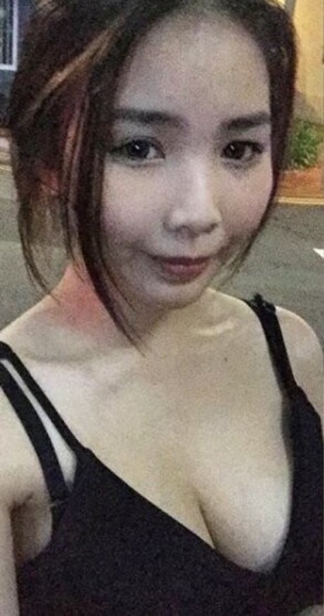 crystalcyj_ pretty actress images