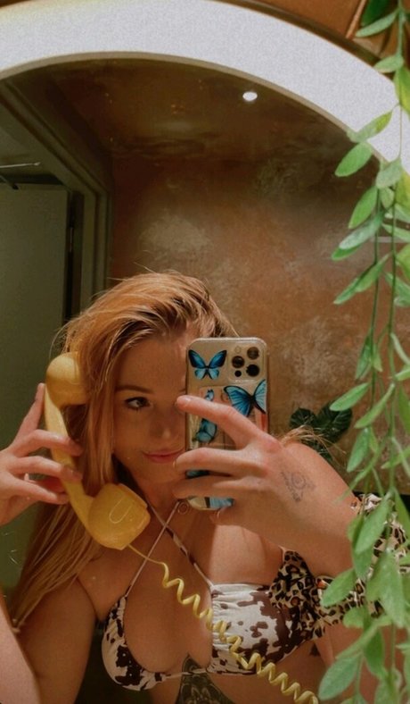 Maddie Dorrell nude model image