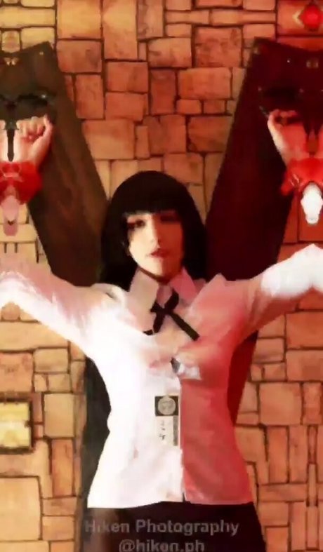 Catherine Farron star perfect pic