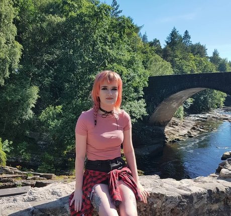 Ashi pornographic actress pictures