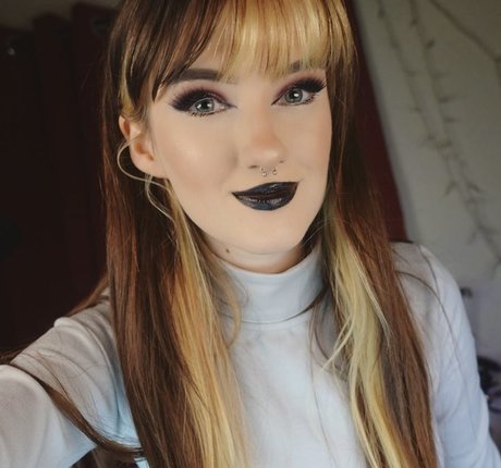 Ashi hot pornstar pic