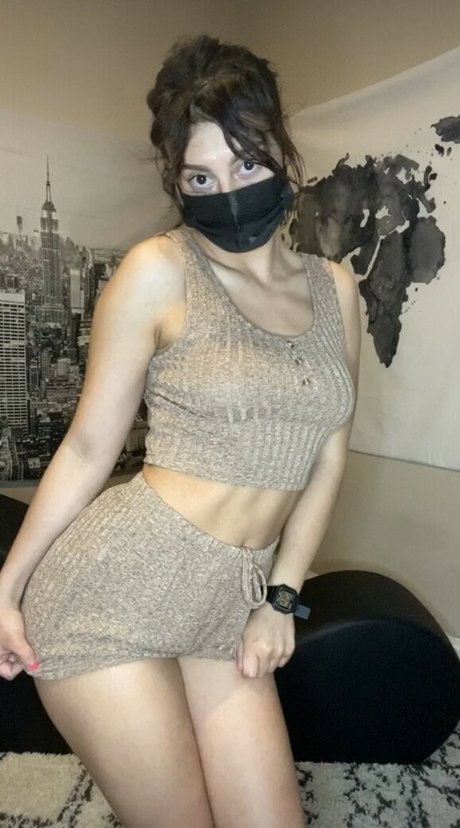 caybops exclusive model pictures