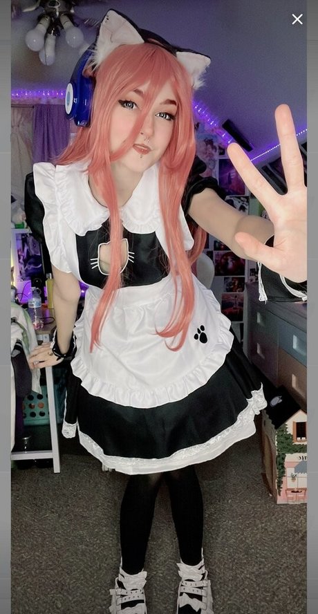 niconiconouu model picture