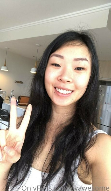 VyAwesome pretty pornstar pic