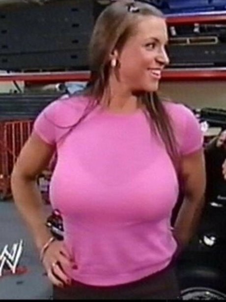 Stephanie McMahon model naked photo