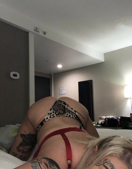 Courtdaplug naked pornstar gallery