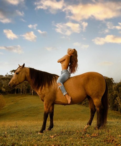 Nagela Barros model hd gallery