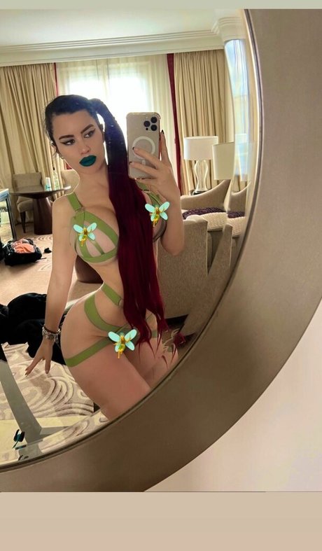 Nadia Palik pornstar erotic archive