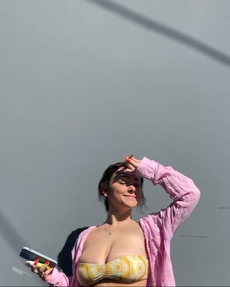 Brooklyn Figley free pornstar photos