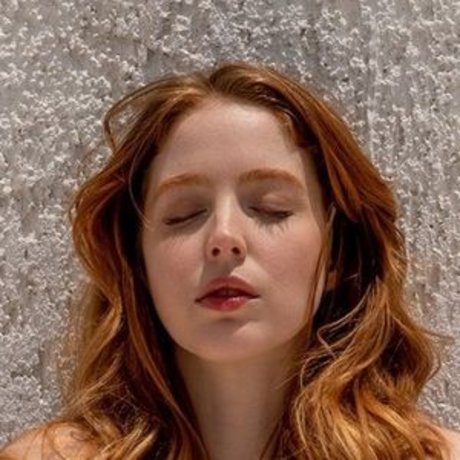 Erna O Hara beautiful model image