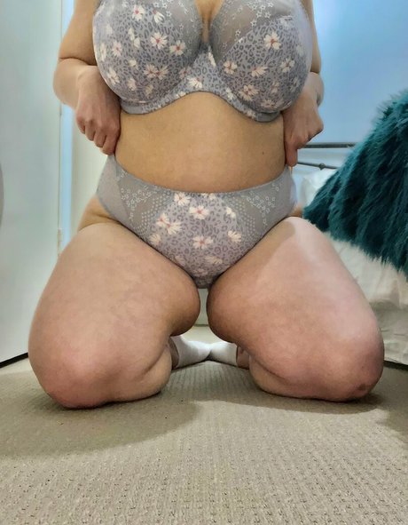 Fireforyoursoul naked model pictures