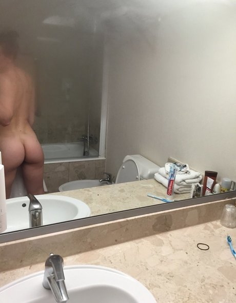 Katy Marchant hd model pic