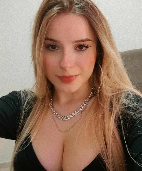 Rafaela Riggs pornstar erotic gallery