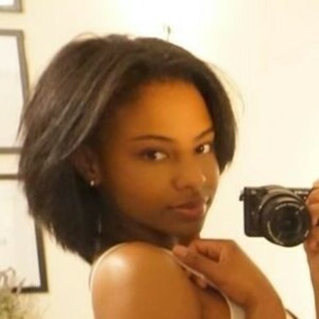 Saffronnn beautiful pornstar img