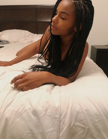 Saffronnn model xxx archive