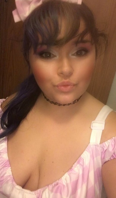 SkyebellaXXX exclusive star img