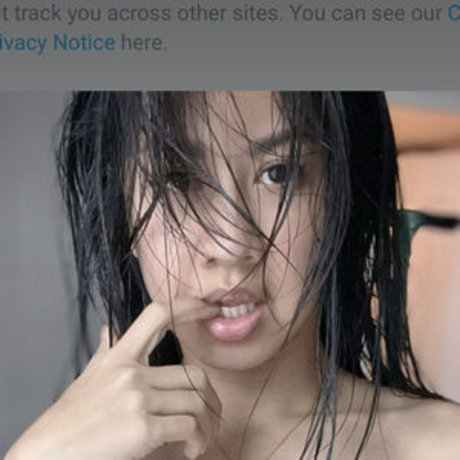 Oummy The Bootymaker model free picture