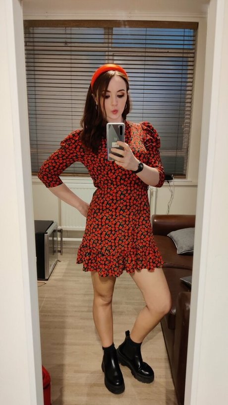 Fern Brady pornstar beautiful img