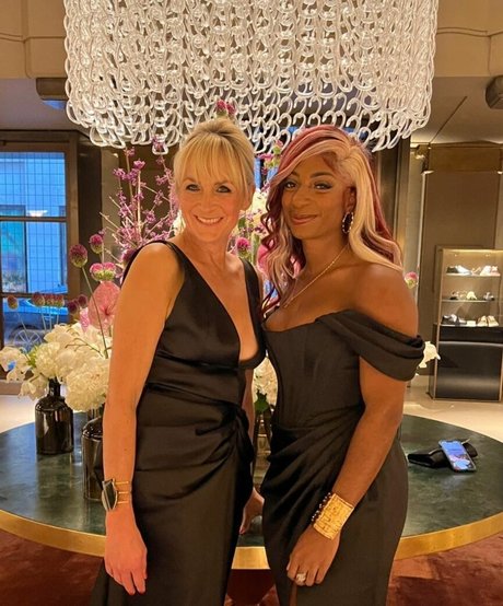 Kadeena Cox art star galleries