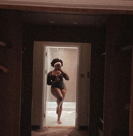 prizzkka model pretty img