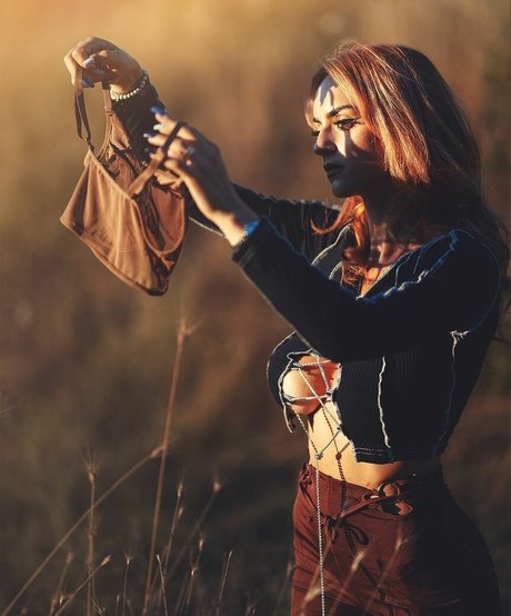 Linda Fioretti model hot pictures