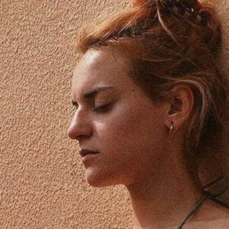 Linda Fioretti exclusive actress photos