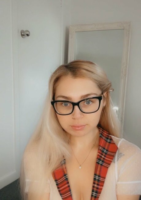 taylajayde pretty star image