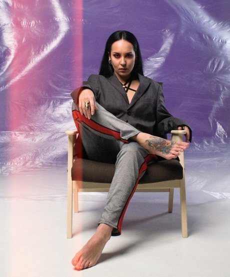 Tatiana Shmayluk art star picture