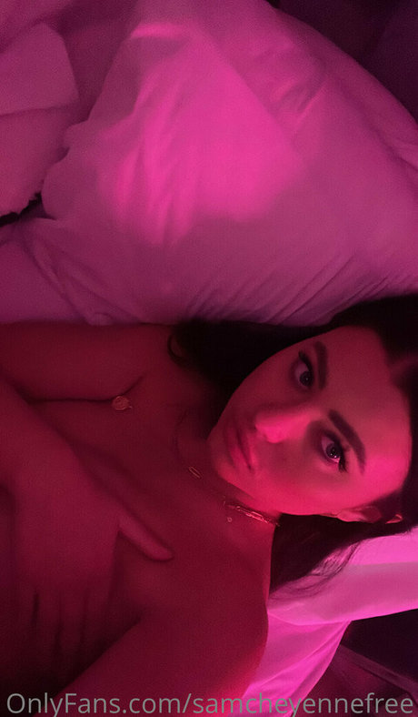 Sam Cheyenne naked model photos