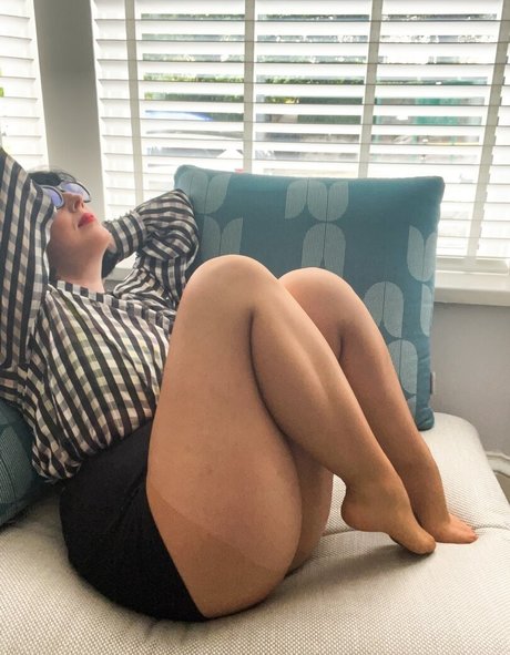 loveitwithlynsey pornstar pretty pics