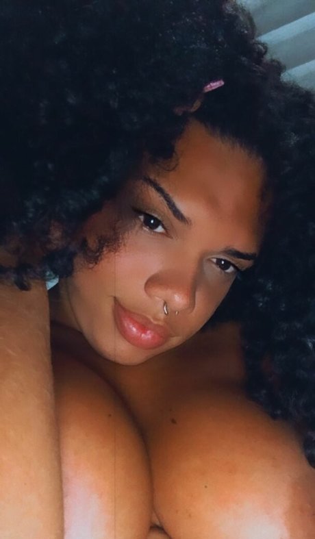 Sheyla Pancher model porn photos